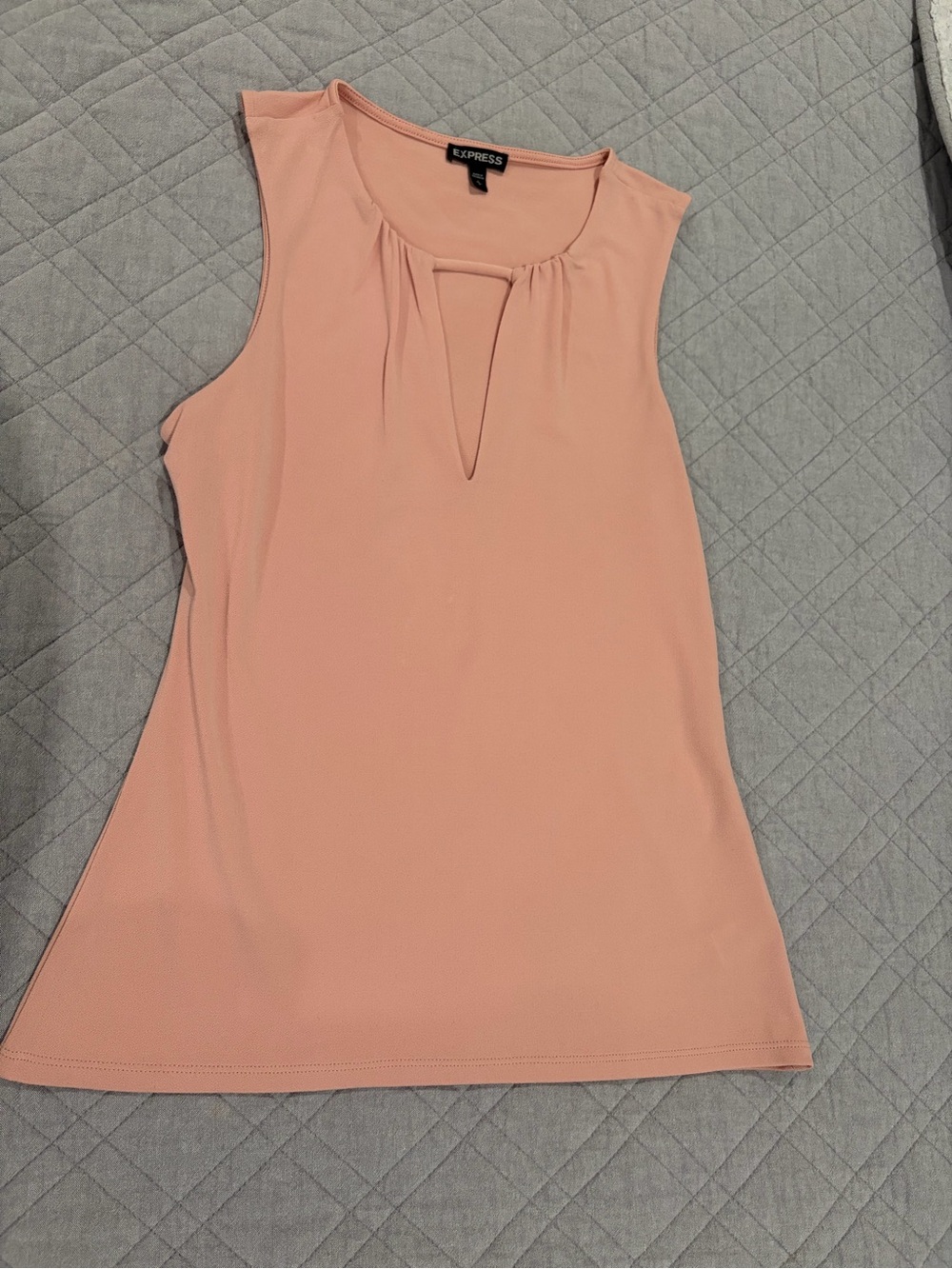 Express Blush Pink Sleeveless Keyhole Camisole